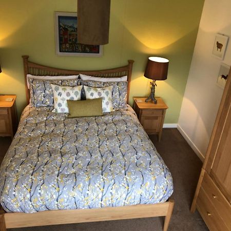 Harris White Cottage Rodel Экстерьер фото